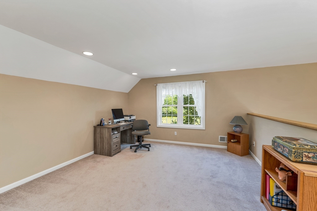 60 Hampton Meadows, Unit 60 Hampton, NH 03842 - Photo 34 of 42