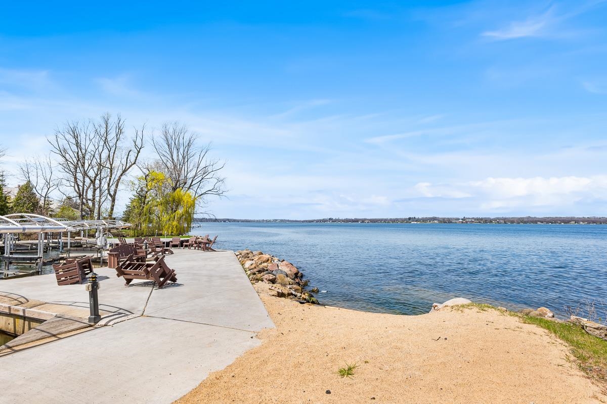 W1325 Spring Grove Road Ripon, WI 54971 - Photo 11 of 21