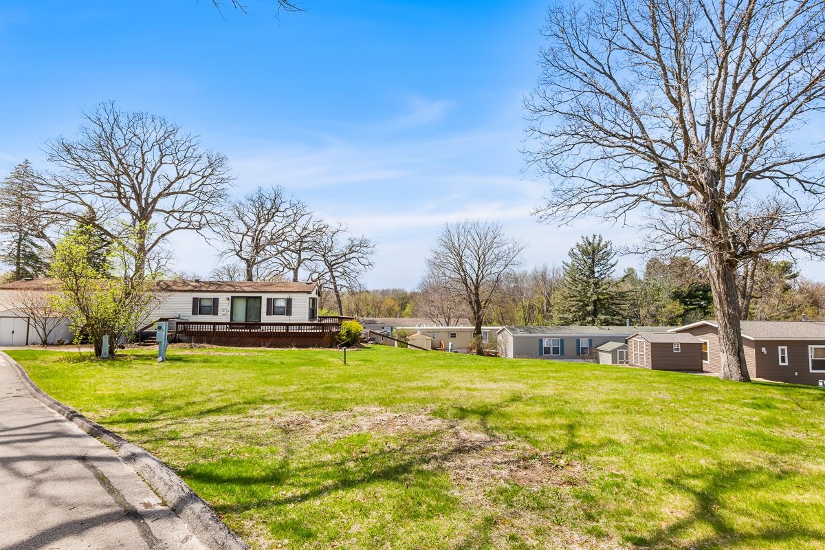 W1325 Spring Grove Road Ripon, WI 54971 - Photo 2 of 21