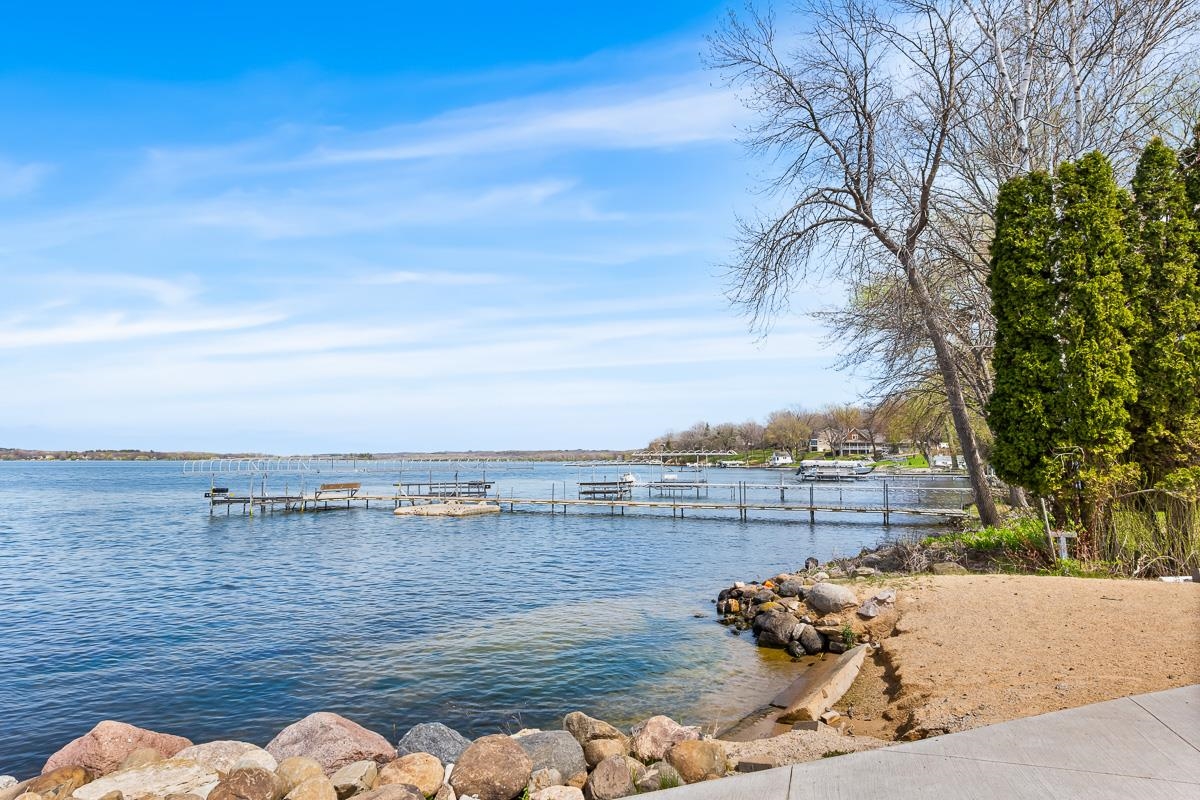 W1325 Spring Grove Road Ripon, WI 54971 - Photo 5 of 21