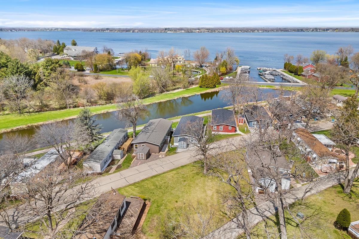 W1325 Spring Grove Road Ripon, WI 54971 - Photo 8 of 21