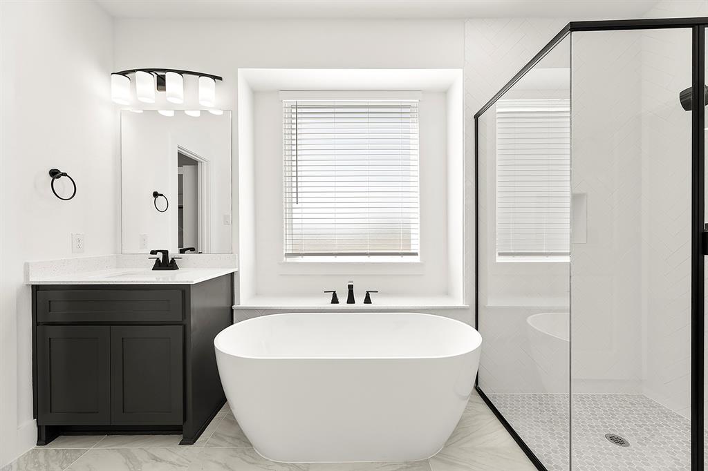 1322 Comal Drive Forney, TX 75126 - Photo 19 of 30 19. 1322 Comal - Bath (2)