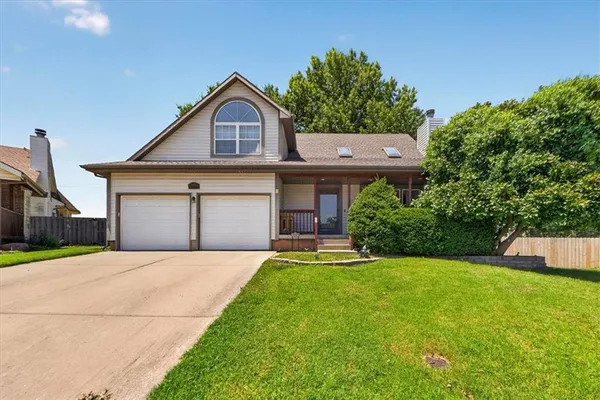 $275,000 | 16404 Gudgell Court, Independence, MO 64055
