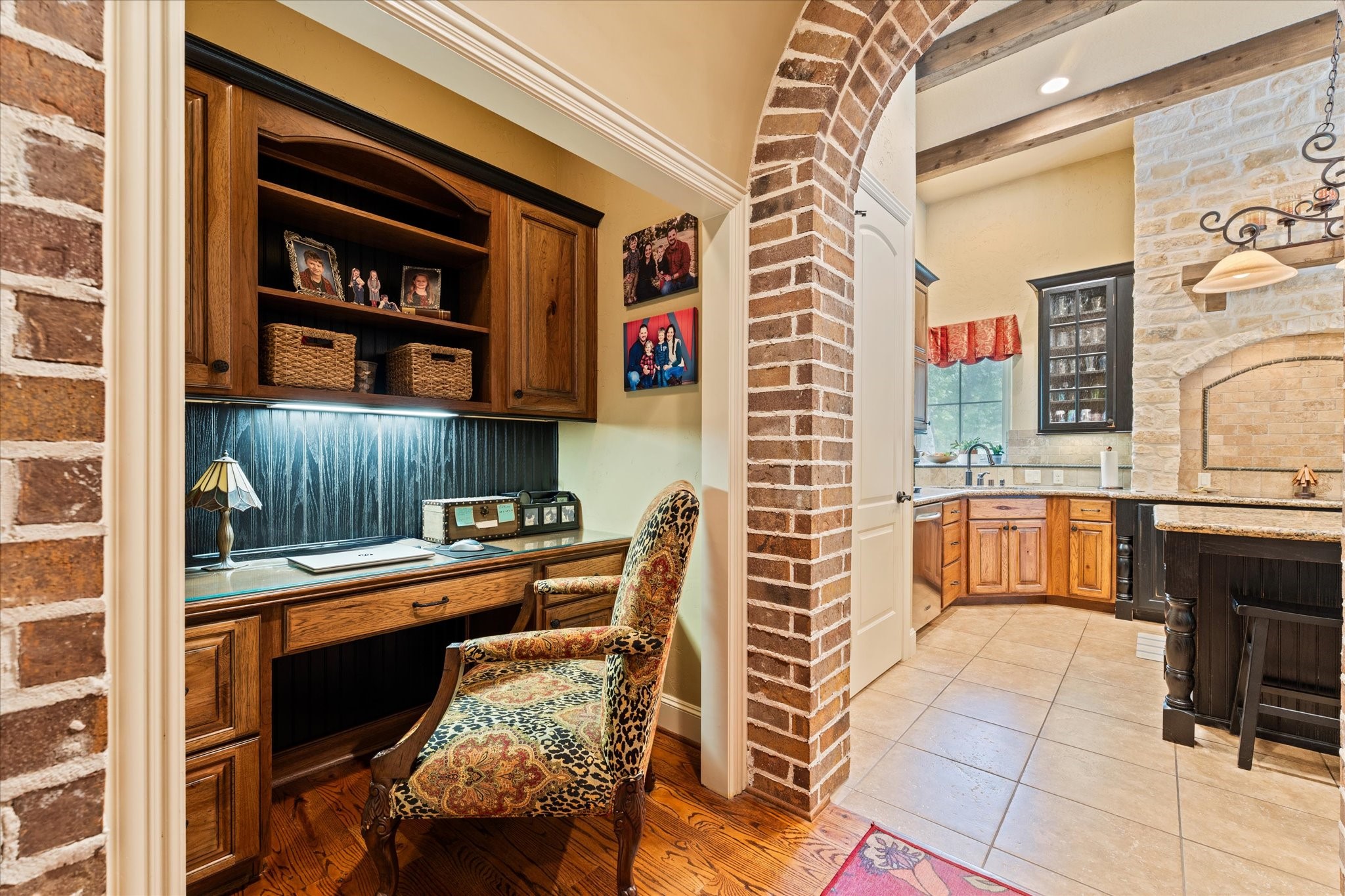 28422 Quiet Way Magnolia, TX 77355 - Photo 7 of 48 Built in workstation off kitchen