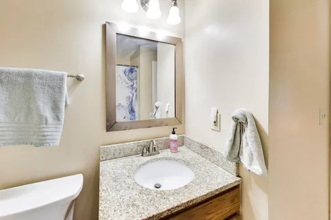 $340,000 | 21837 West Judith Court, Plainfield, IL 60544