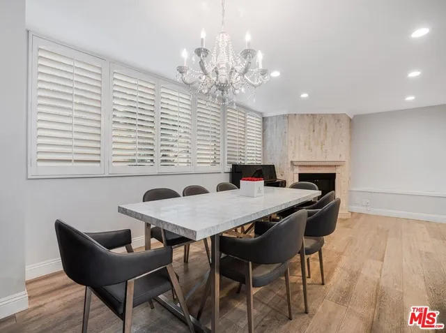 $5,900 | 441 North Oakhurst Drive, Unit 203, Beverly Hills, CA 90210