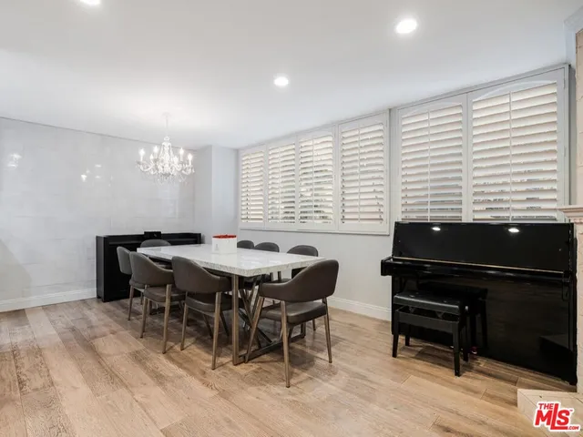 $5,900 | 441 North Oakhurst Drive, Unit 203, Beverly Hills, CA 90210