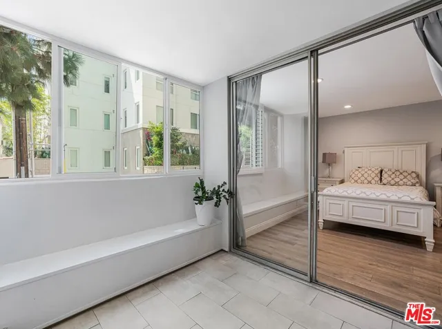 $5,900 | 441 North Oakhurst Drive, Unit 203, Beverly Hills, CA 90210