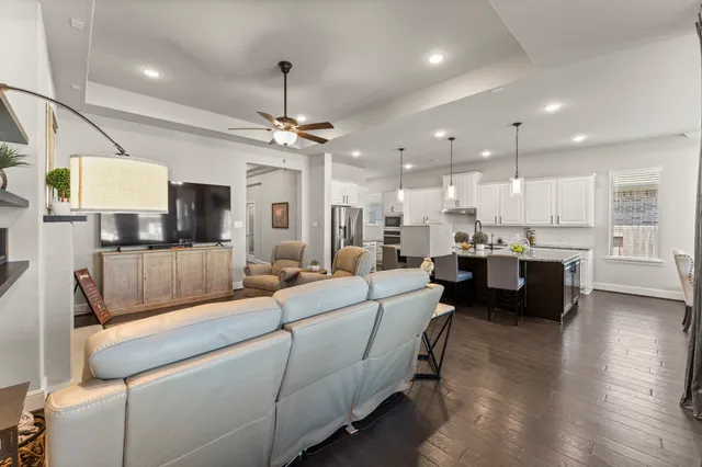 $485,000 | 15313 Garnet Groves Drive, Conroe, TX 77302