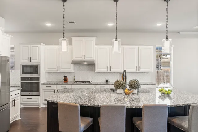 $485,000 | 15313 Garnet Groves Drive, Conroe, TX 77302