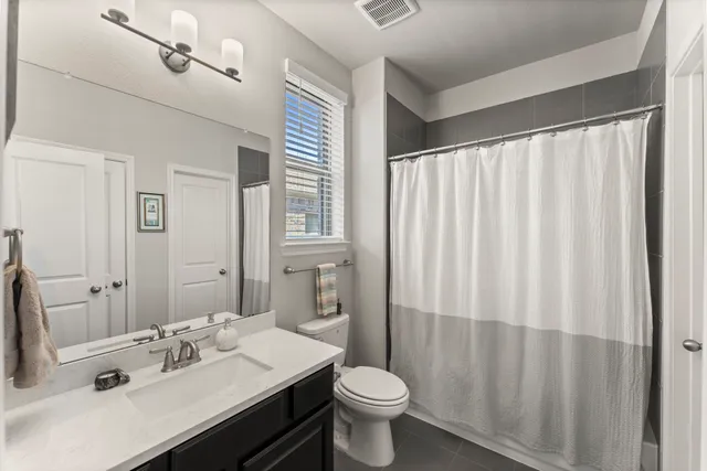 $485,000 | 15313 Garnet Groves Drive, Conroe, TX 77302