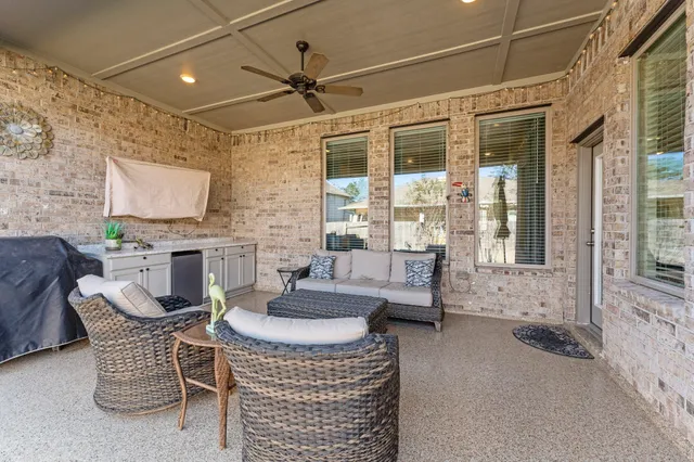 $485,000 | 15313 Garnet Groves Drive, Conroe, TX 77302