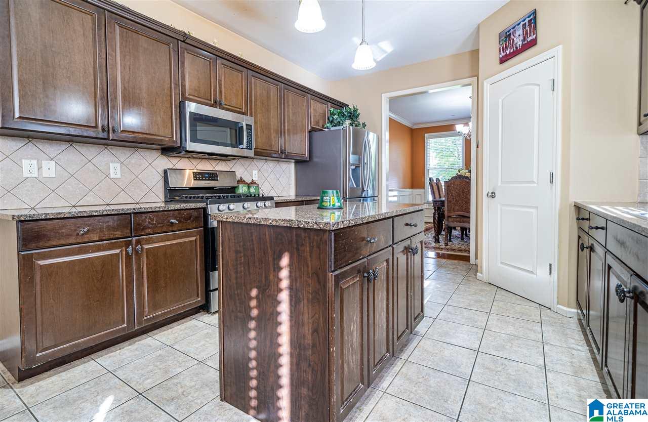 2051 Chalybe Way Bessemer, AL 35022 - Photo 13 of 49