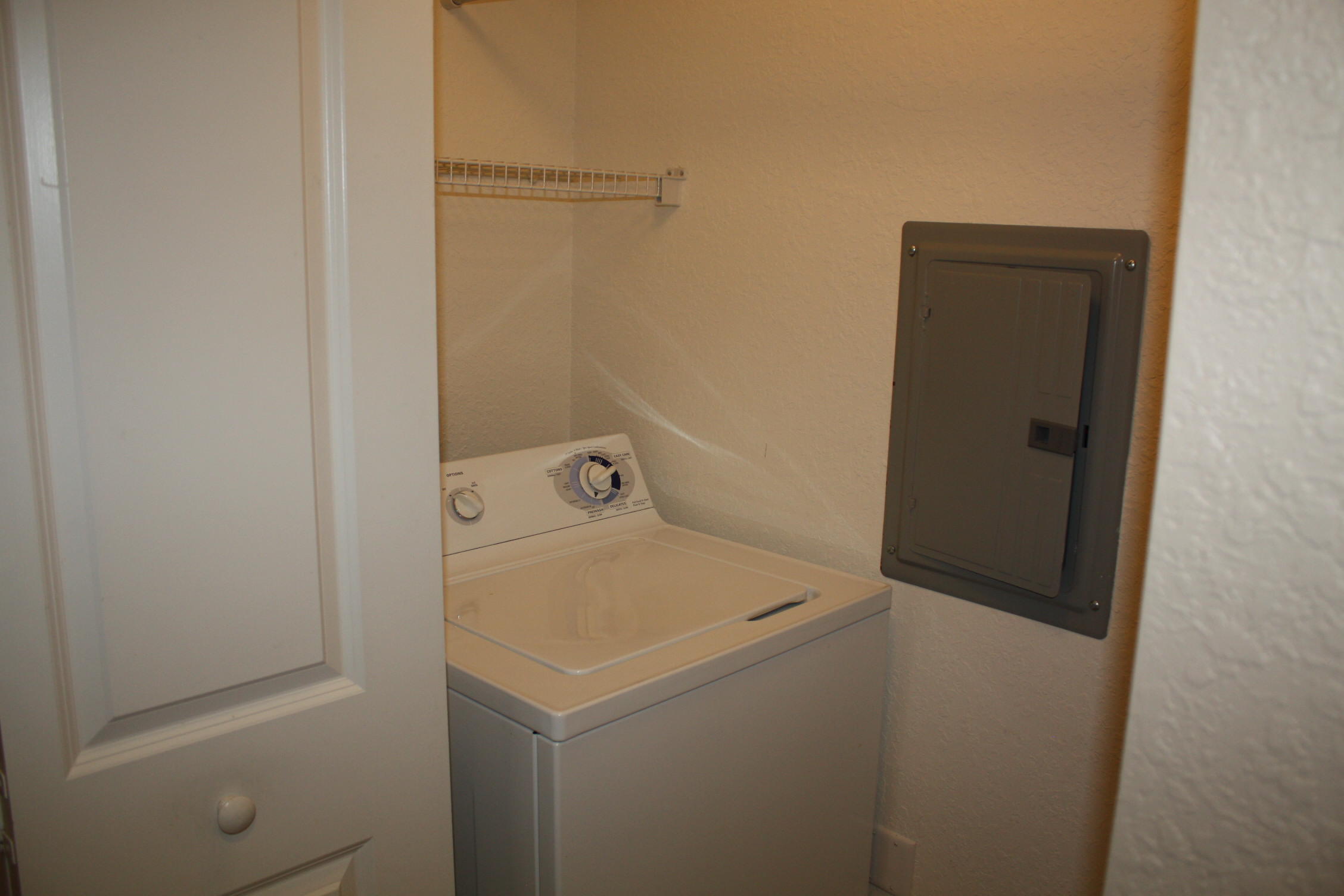2 Renaissance Way, Unit 220 Boynton Beach, FL 33426 - Photo 8 of 12 IMG_7341