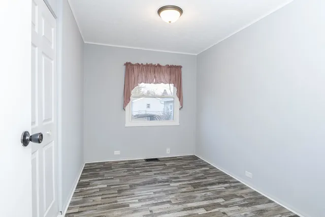 $125,000 | 334 East Baker Street, Bloomington, IL 61701