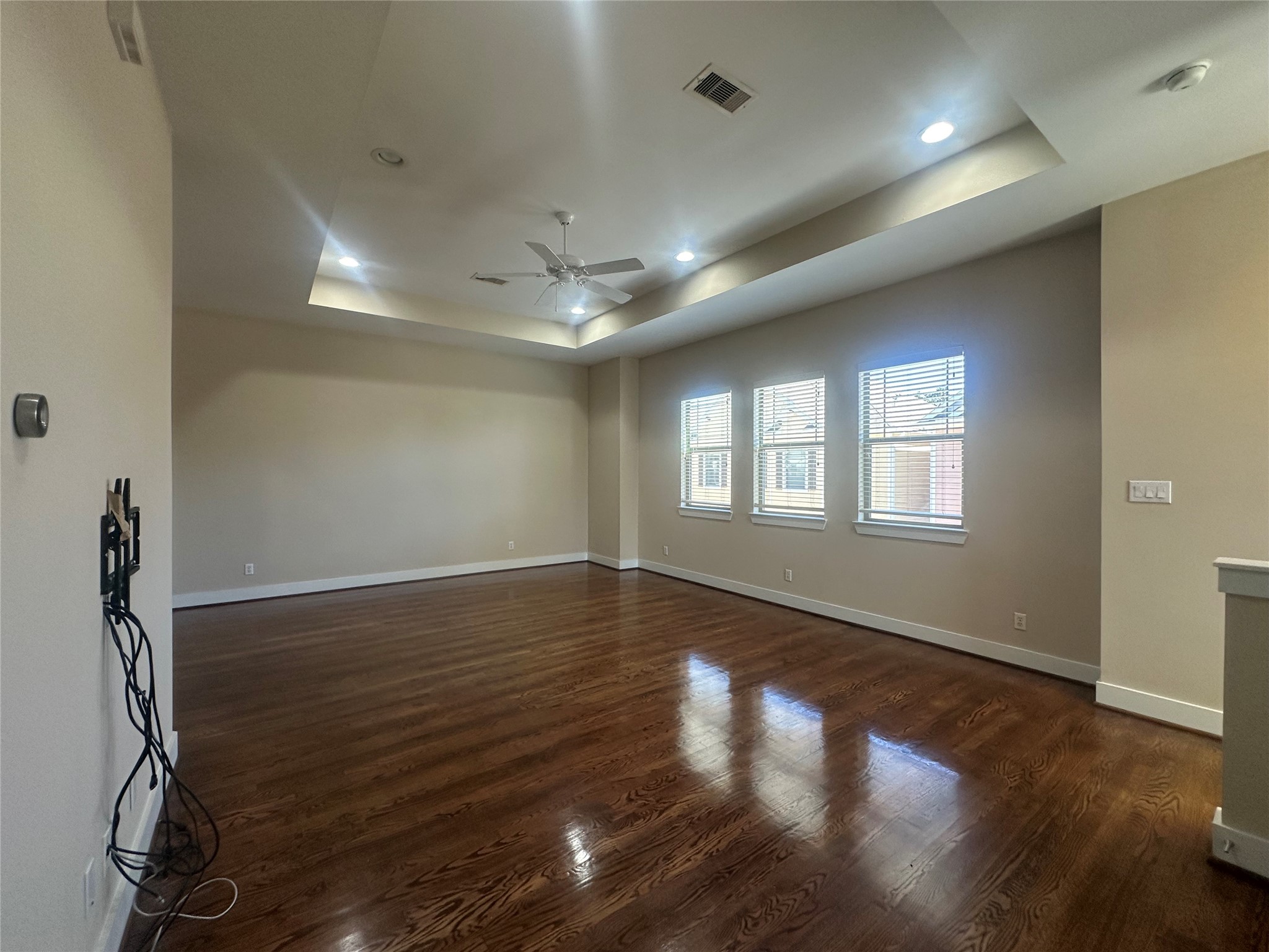 1715 West 24th Street Houston, TX 77008 - Photo 3 of 16