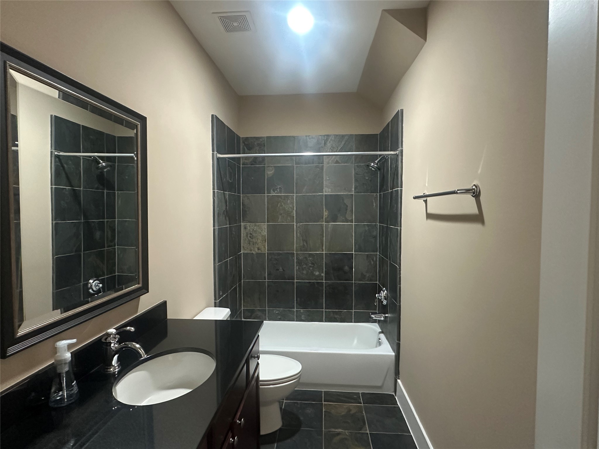 1715 West 24th Street Houston, TX 77008 - Photo 6 of 16