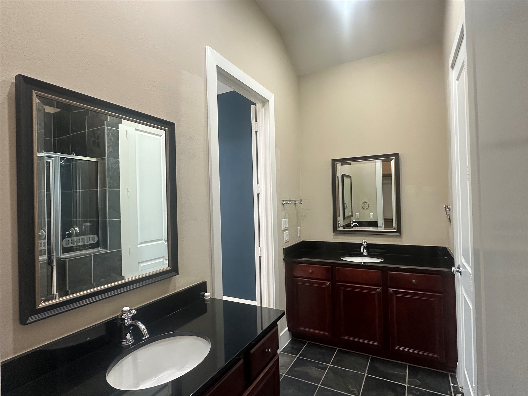 1715 West 24th Street Houston, TX 77008 - Photo 8 of 16