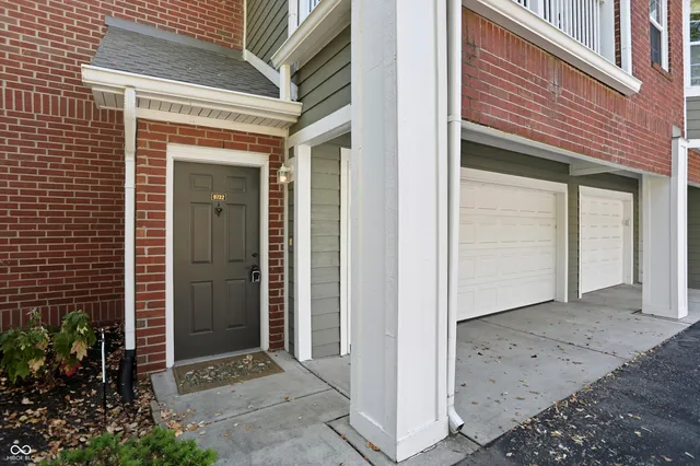 $2,100 | 9732 San Marco Pass, Carmel, IN 46280