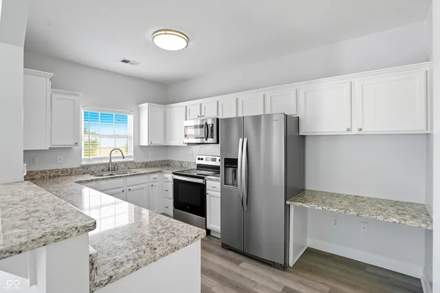 $2,100 | 9732 San Marco Pass, Carmel, IN 46280