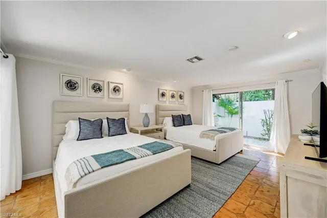 $26,000 | 660 14th Avenue South, Naples, FL 34102