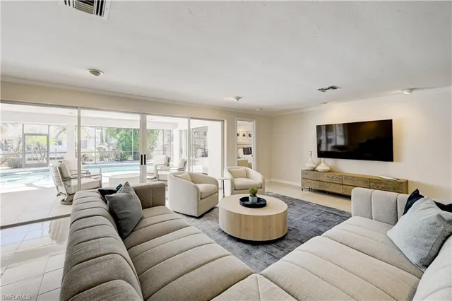 $26,000 | 660 14th Avenue South, Naples, FL 34102