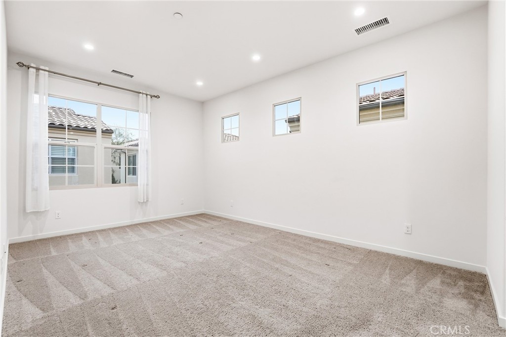 125 Messenger Irvine, CA 92618 - Photo 15 of 19 a view of an empty room with a window