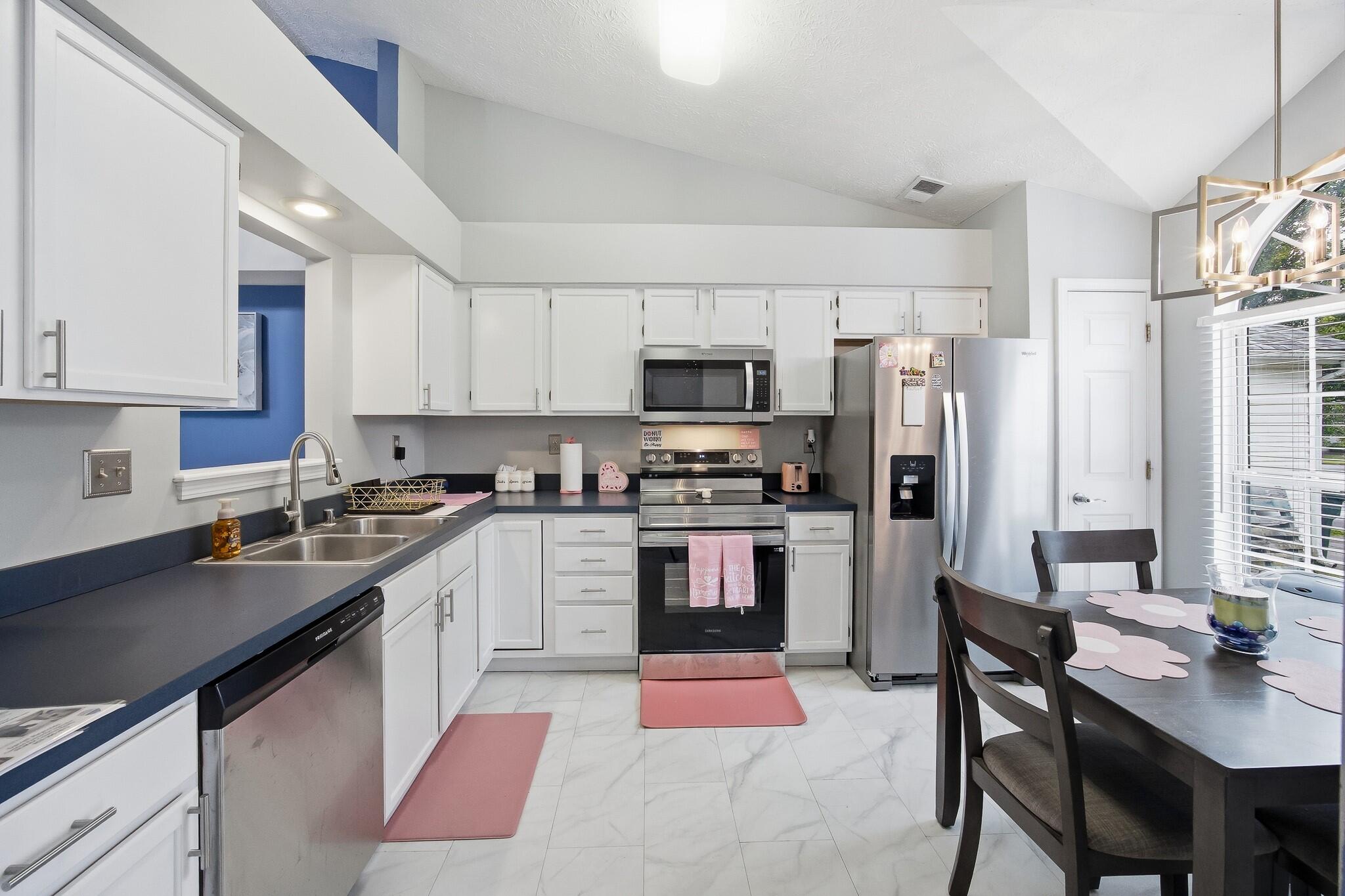 Kitchen 3