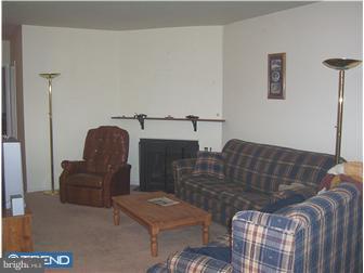 5 Fairway Road, Unit A Reading, PA 19607 - Photo 3 of 9 Gallery Image 3