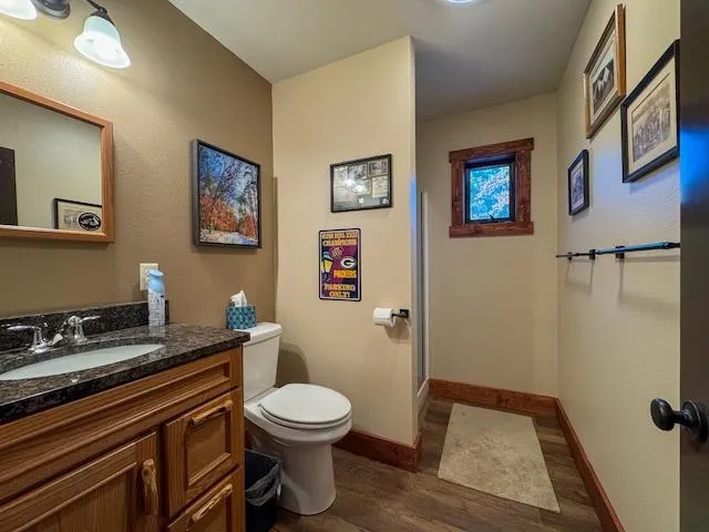 $715,000 | 1080 Admiral Road, Sparta, WI 54656