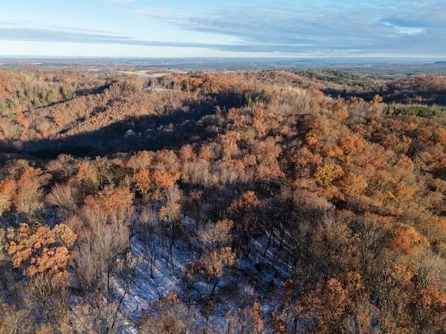 $715,000 | 1080 Admiral Road, Sparta, WI 54656