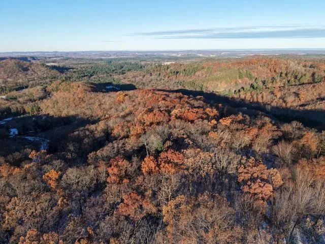 $715,000 | 1080 Admiral Road, Sparta, WI 54656