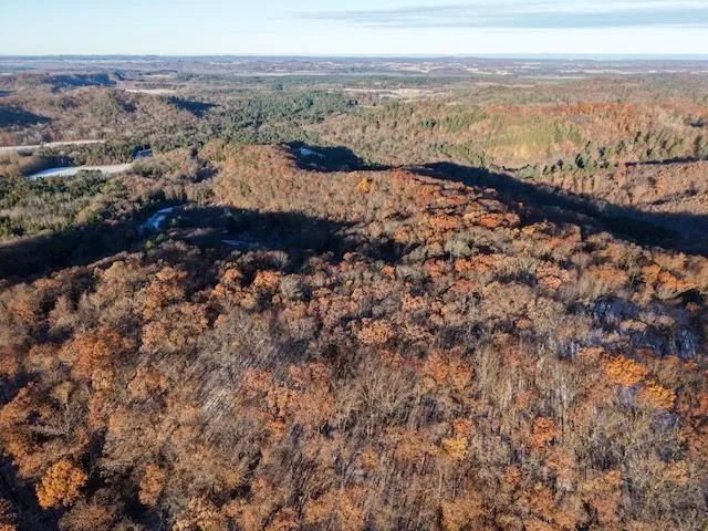 $715,000 | 1080 Admiral Road, Sparta, WI 54656