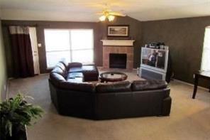 8161 Kings Ridge Road Frisco, TX 75035 - Photo 2 of 9