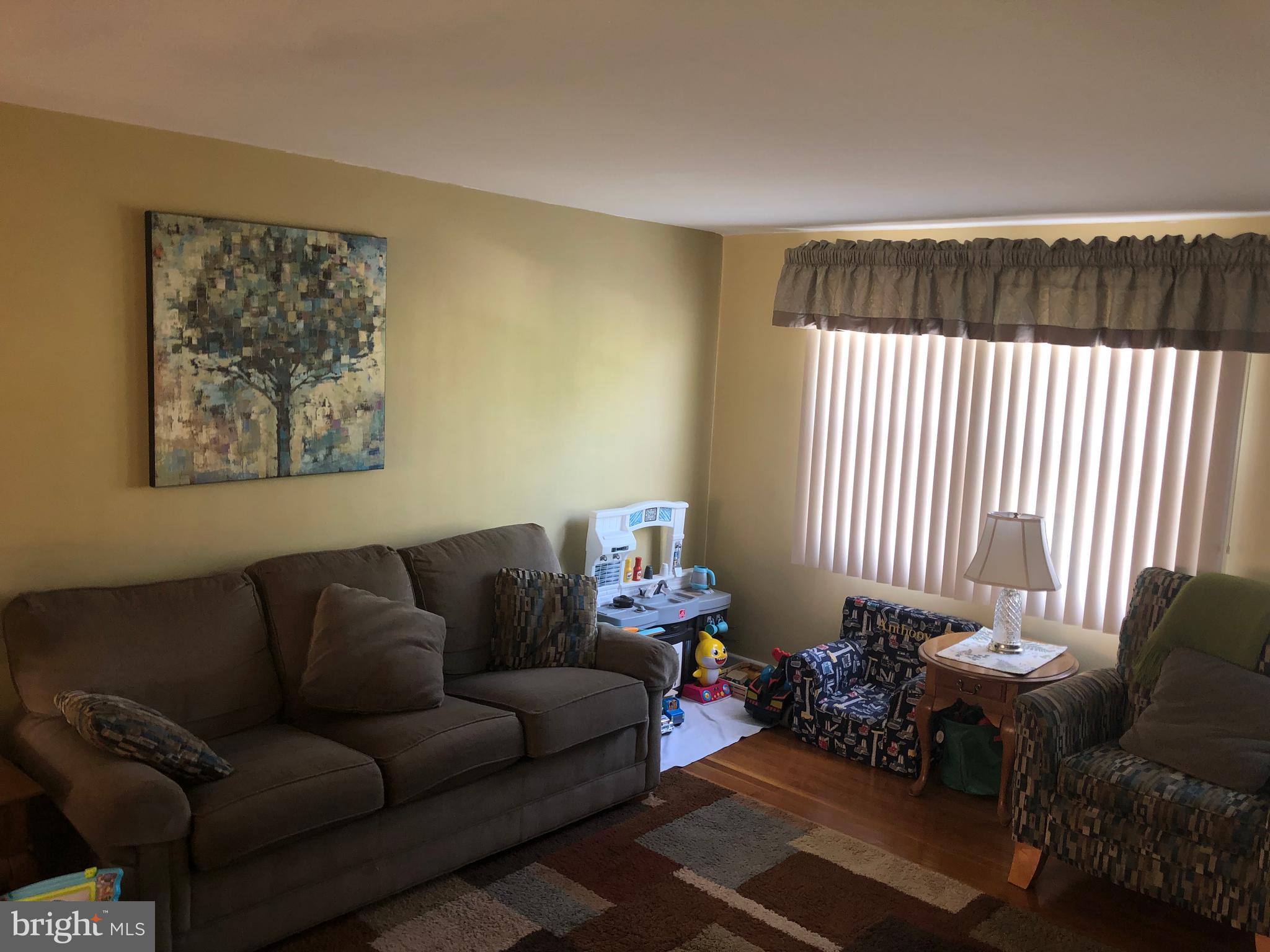 3330 Decatur Street Philadelphia, PA 19136 - Photo 2 of 17