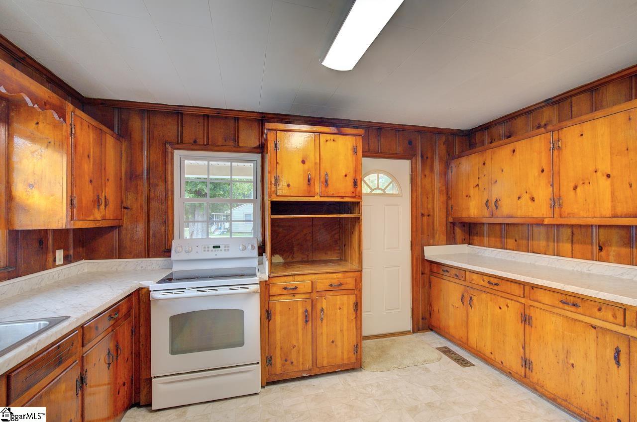 107 Hillside Drive Anderson, SC 29625 - Photo 13 of 26