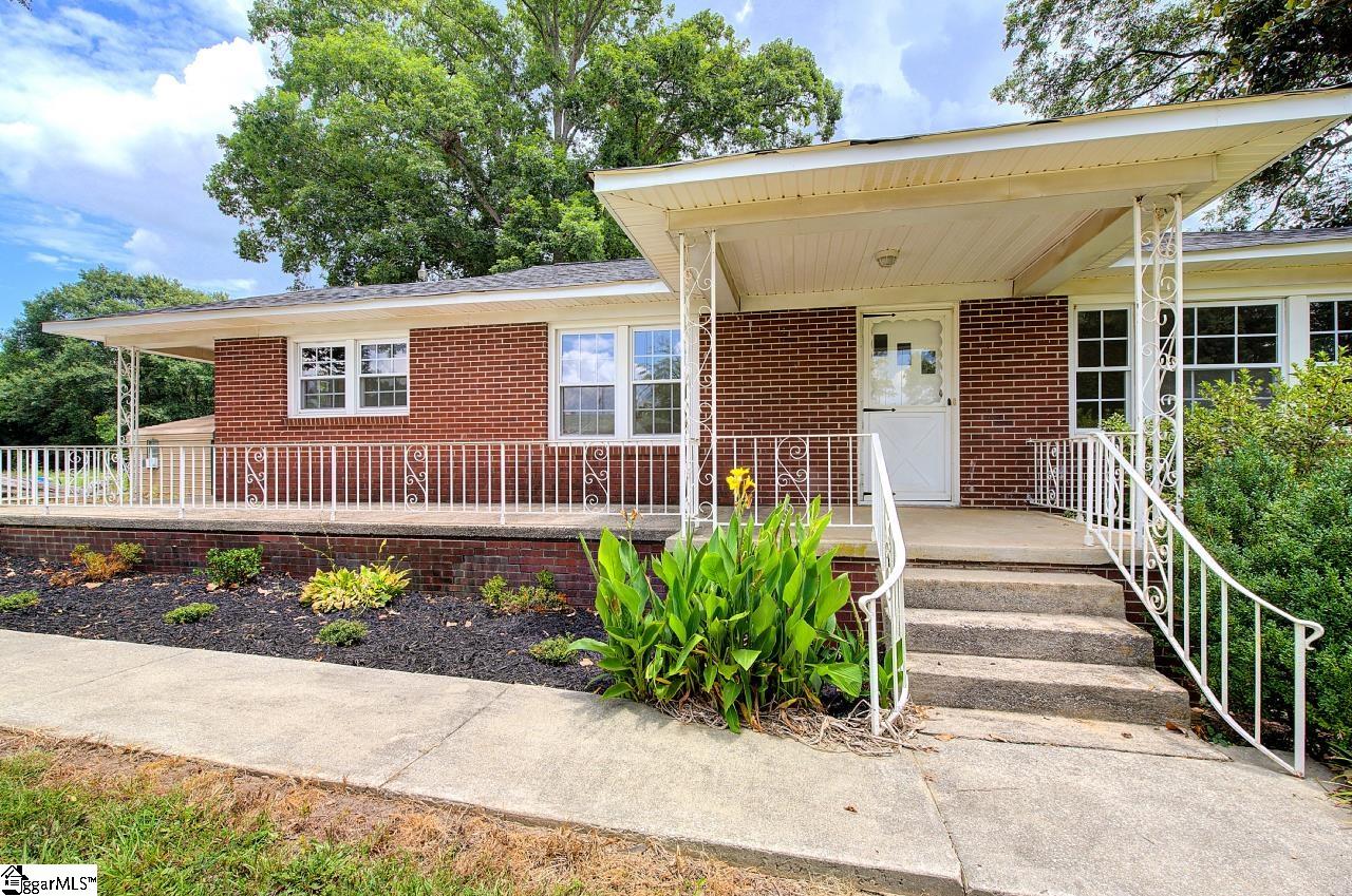 107 Hillside Drive Anderson, SC 29625 - Photo 3 of 26