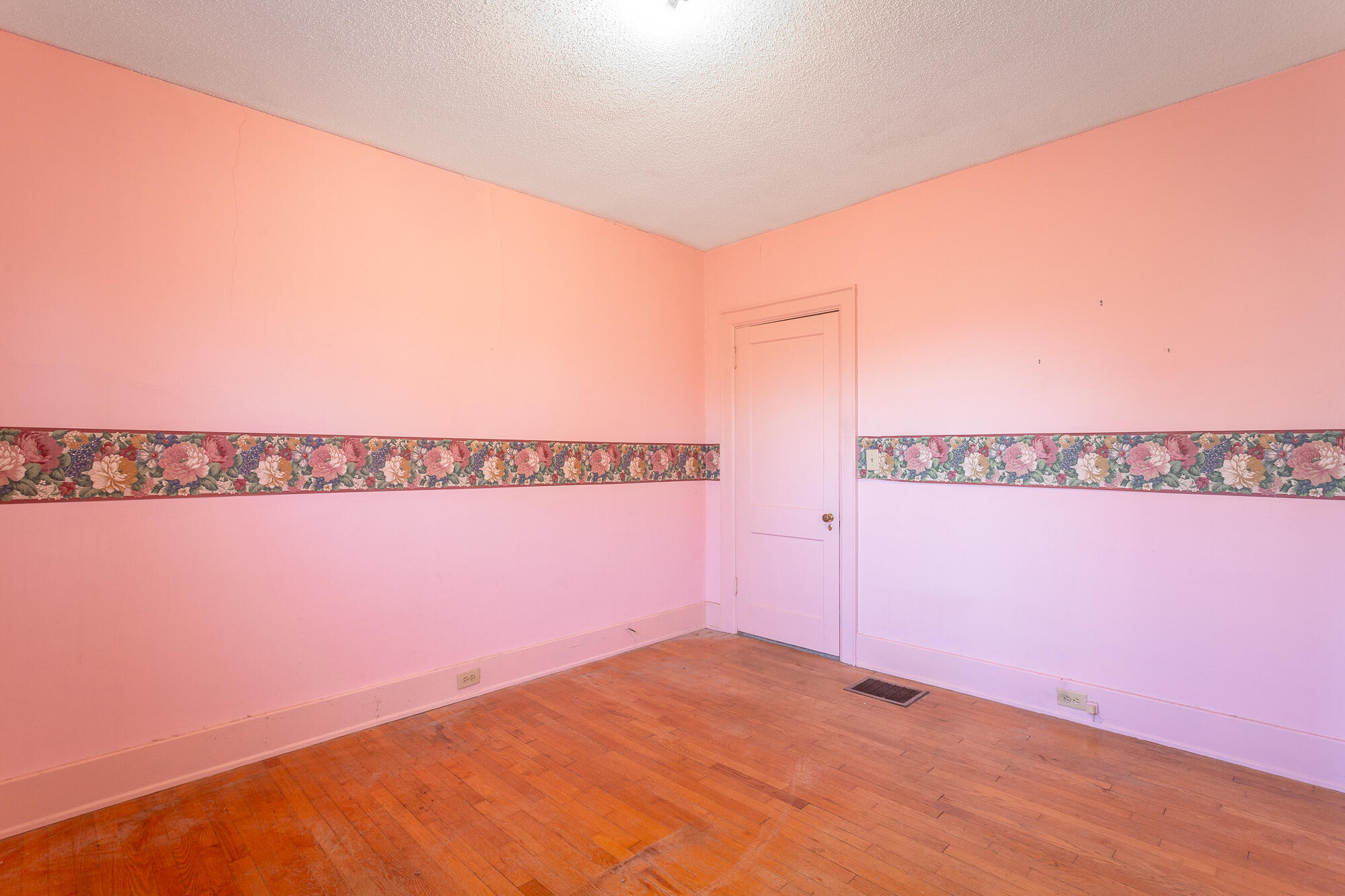 110 South Crest Road Chattanooga, TN 37404 - Photo 33 of 63 110 S Crest Road HD-29