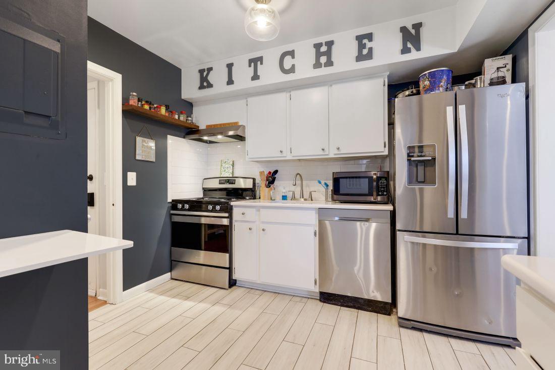 121 Cross Keys Road, Unit R121D Baltimore, MD 21210 - Photo 11 of 29