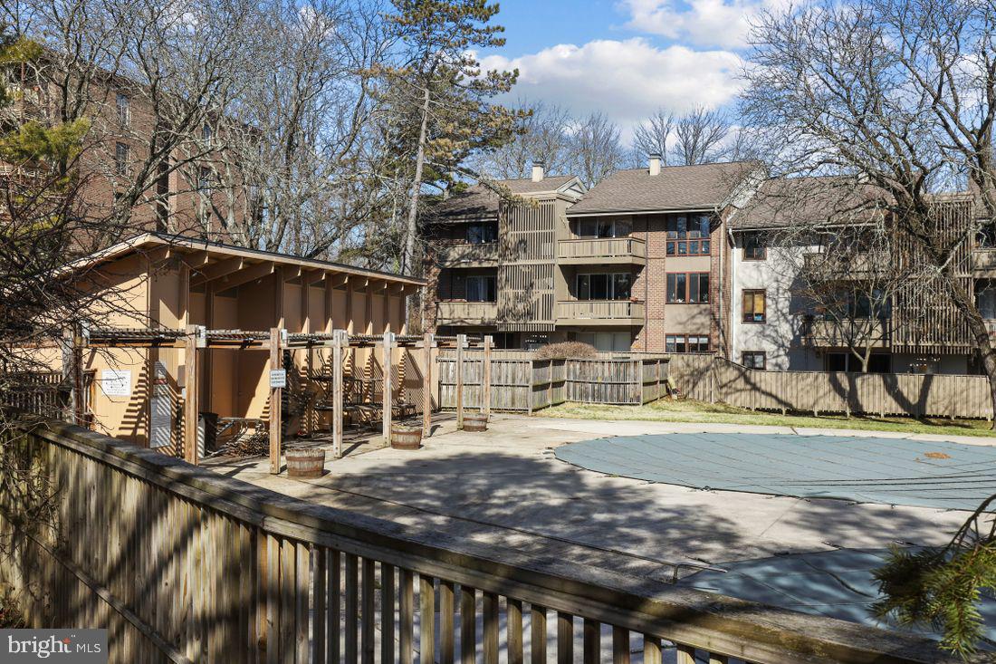121 Cross Keys Road, Unit R121D Baltimore, MD 21210 - Photo 24 of 29