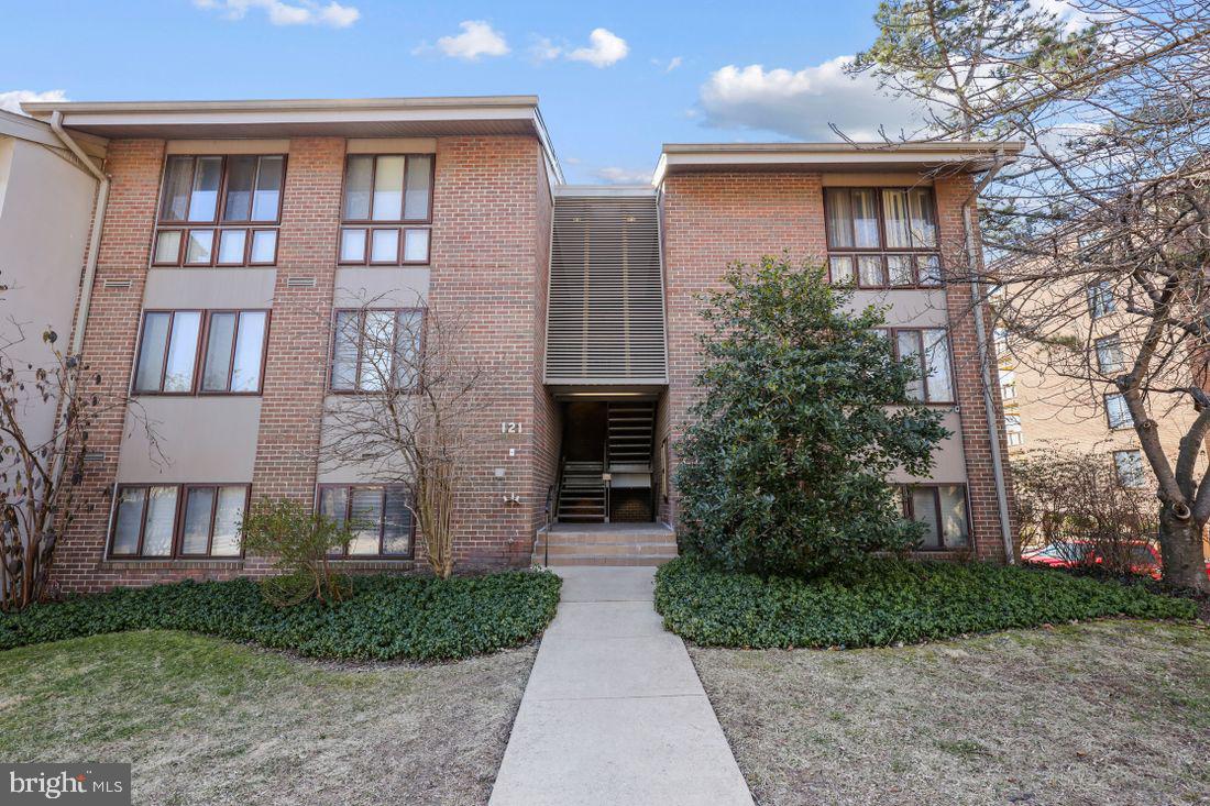 121 Cross Keys Road, Unit R121D Baltimore, MD 21210 - Photo 25 of 29
