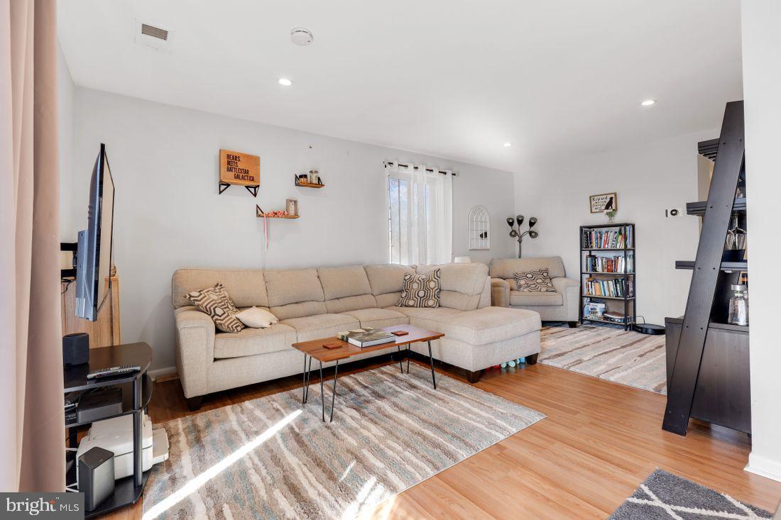 121 Cross Keys Road, Unit R121D Baltimore, MD 21210 - Photo 5 of 29