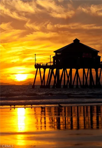 $4,800 | 8682 Camel Circle, Huntington Beach, CA 92647