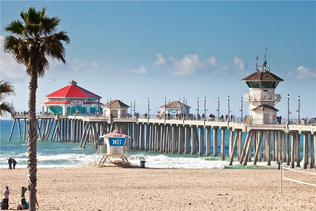 $4,800 | 8682 Camel Circle, Huntington Beach, CA 92647