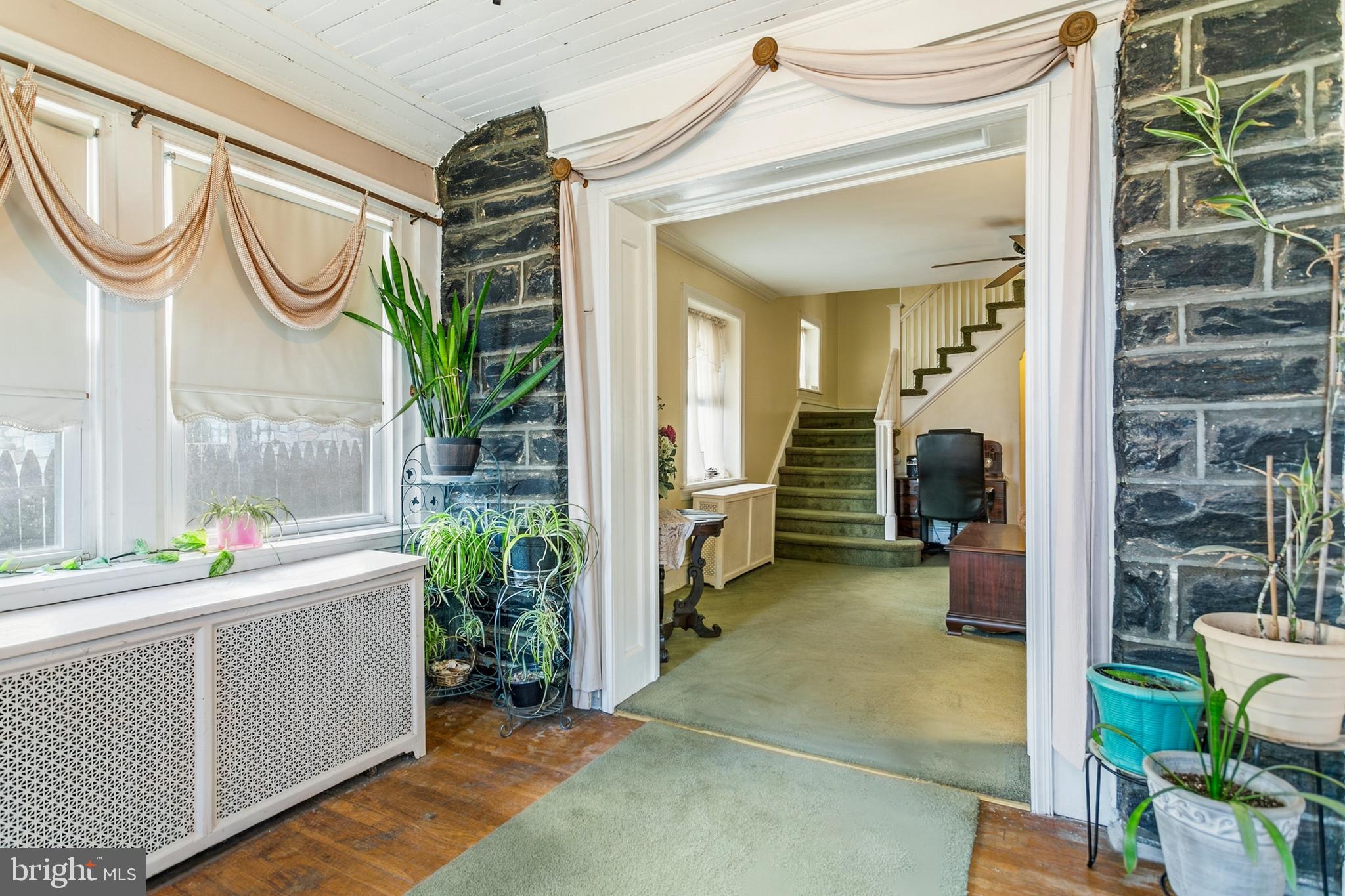 341 Owen Avenue Lansdowne, PA 19050 - Photo 8 of 58