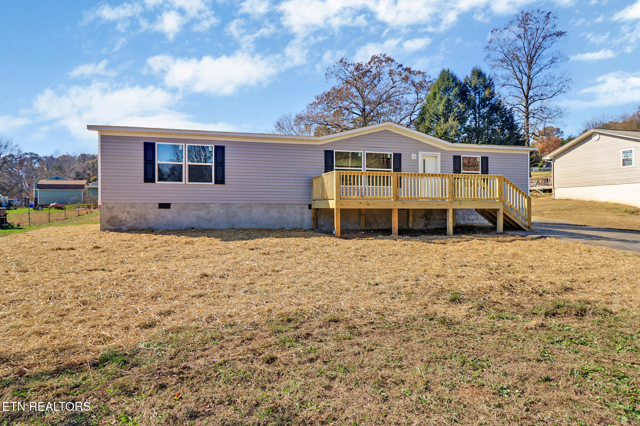 503 College Grove Road Rockwood, TN 37854 - Photo 2 of 25 if1a5474-if1a5478