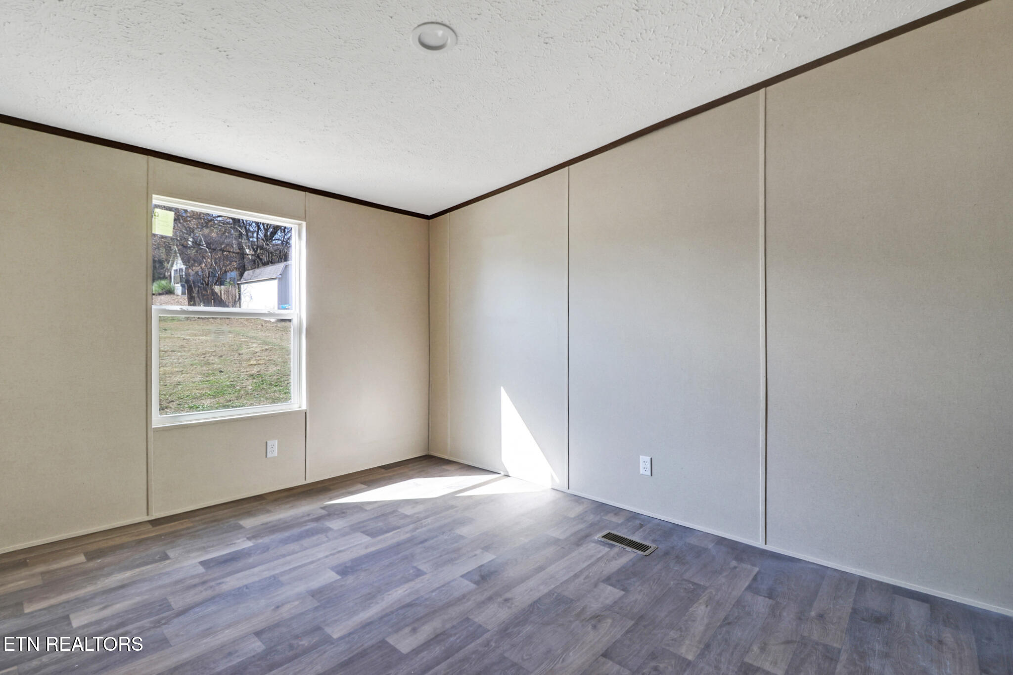 503 College Grove Road Rockwood, TN 37854 - Photo 23 of 25 if1a5594-if1a5598