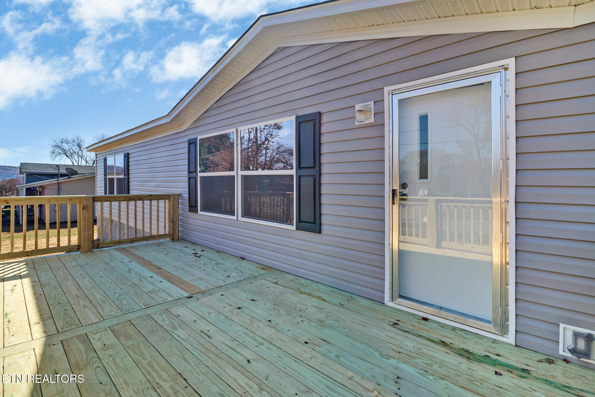 503 College Grove Road Rockwood, TN 37854 - Photo 5 of 25 if1a5489-if1a5493