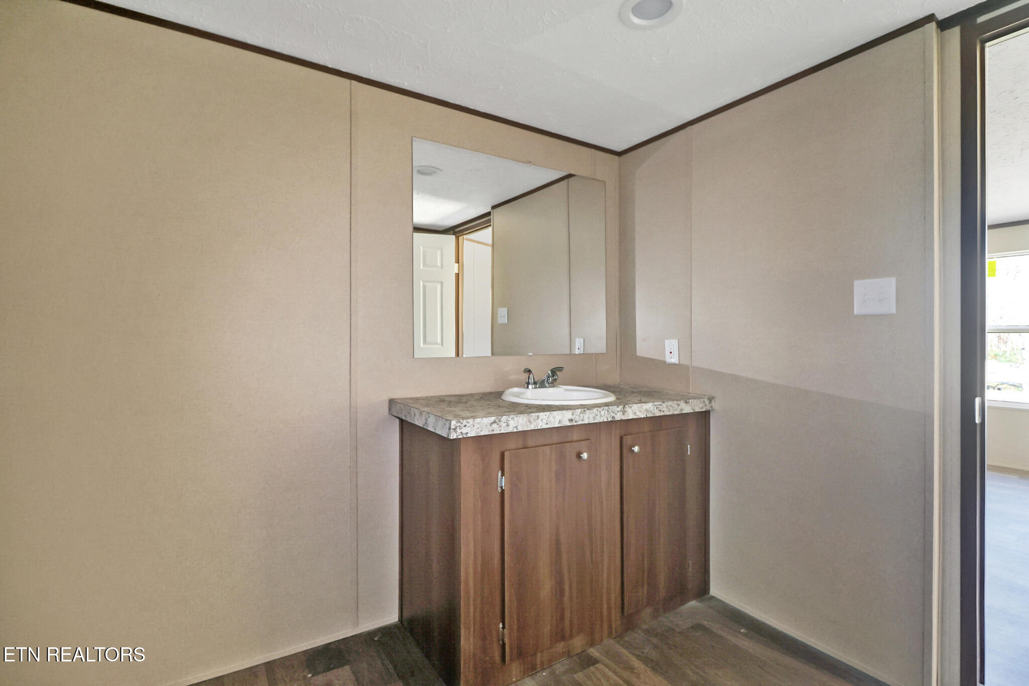 503 College Grove Road Rockwood, TN 37854 - Photo 10 of 25 if1a5564-if1a5568