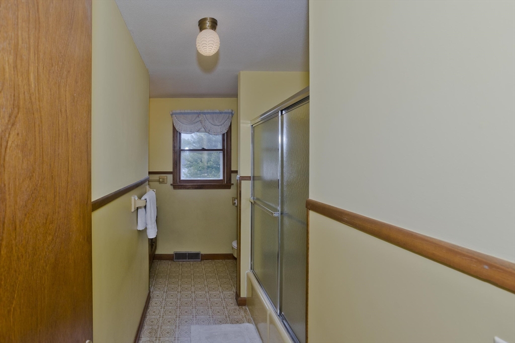 51 Hardy Street Springfield, MA 01129 - Photo 31 of 42 Gallery Image 31
